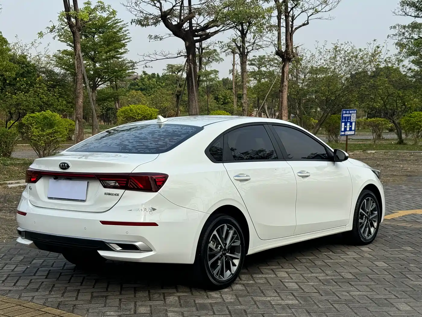 KIA K3