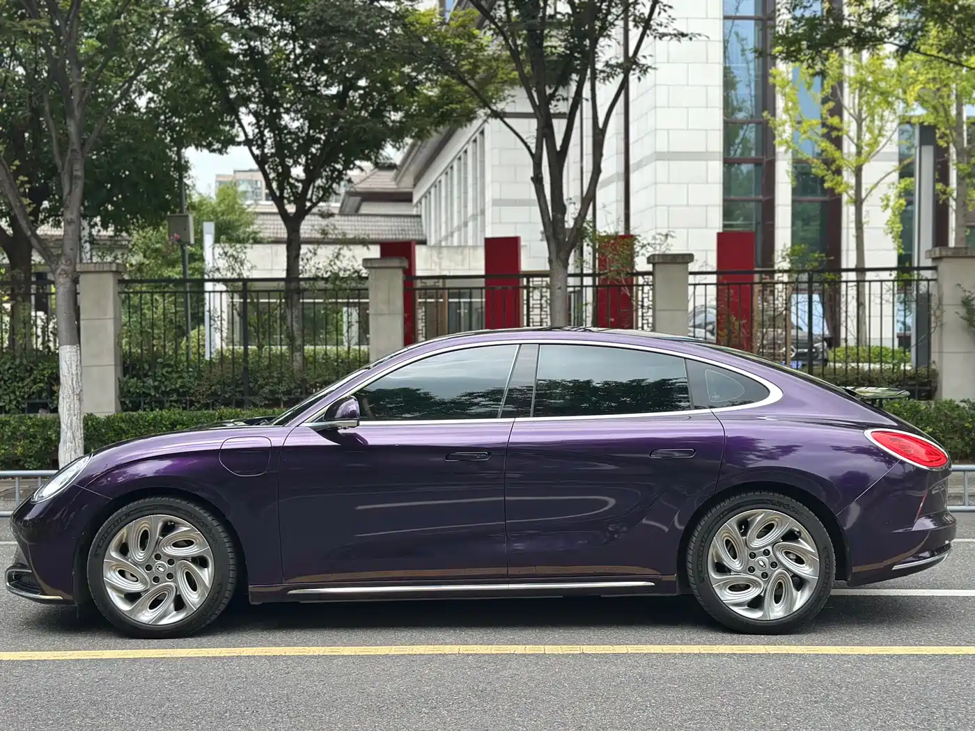 Ora Lightning Cat 2022 2022 555km Premium Edition