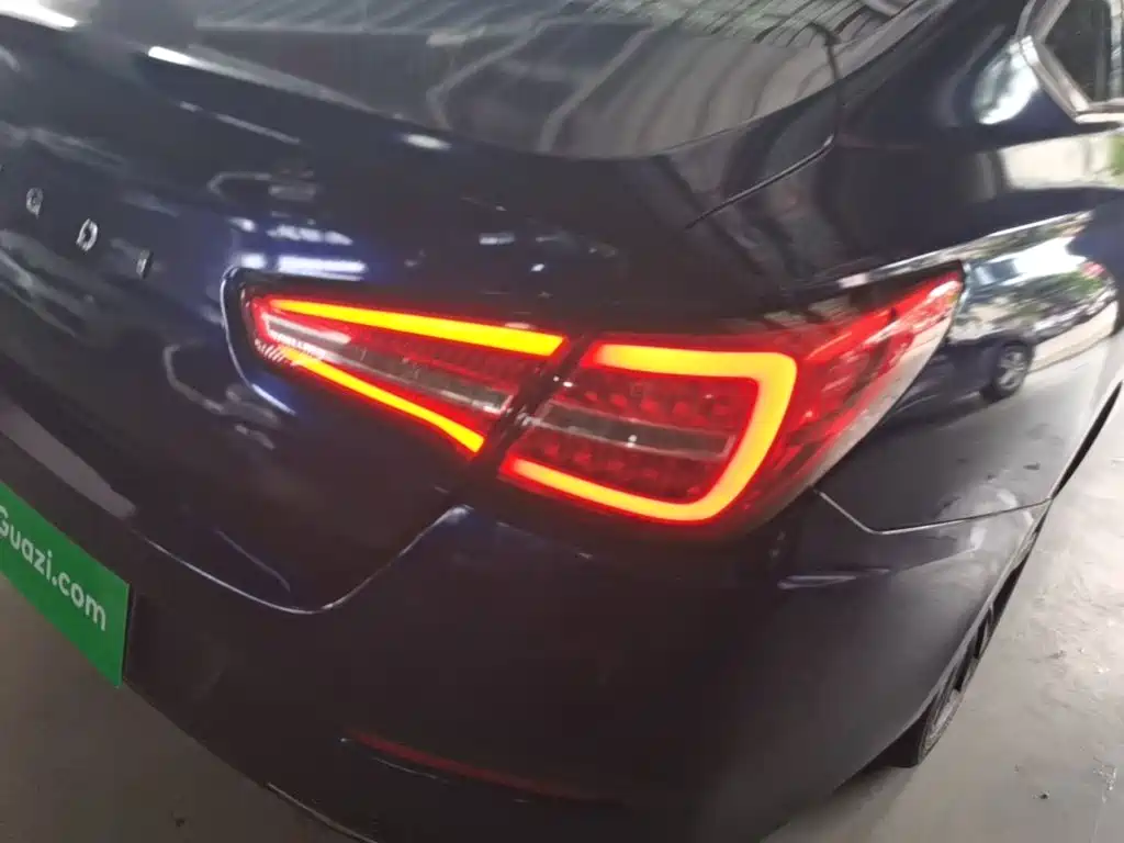Hongqi H5 2018 2018 30TD Smart Connect Rhythmic Edition