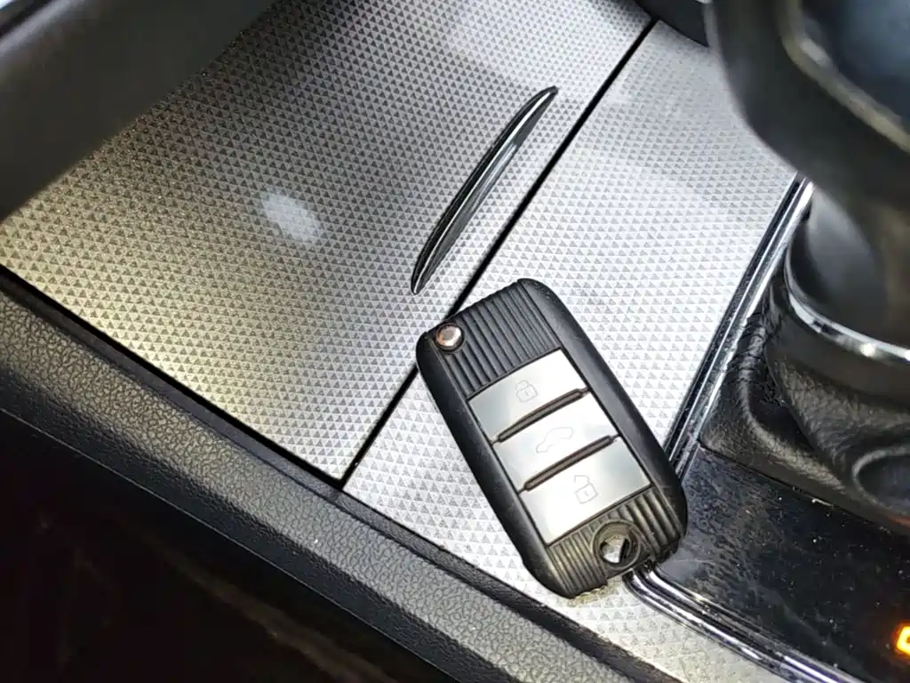Фото 9 - Roewe i6