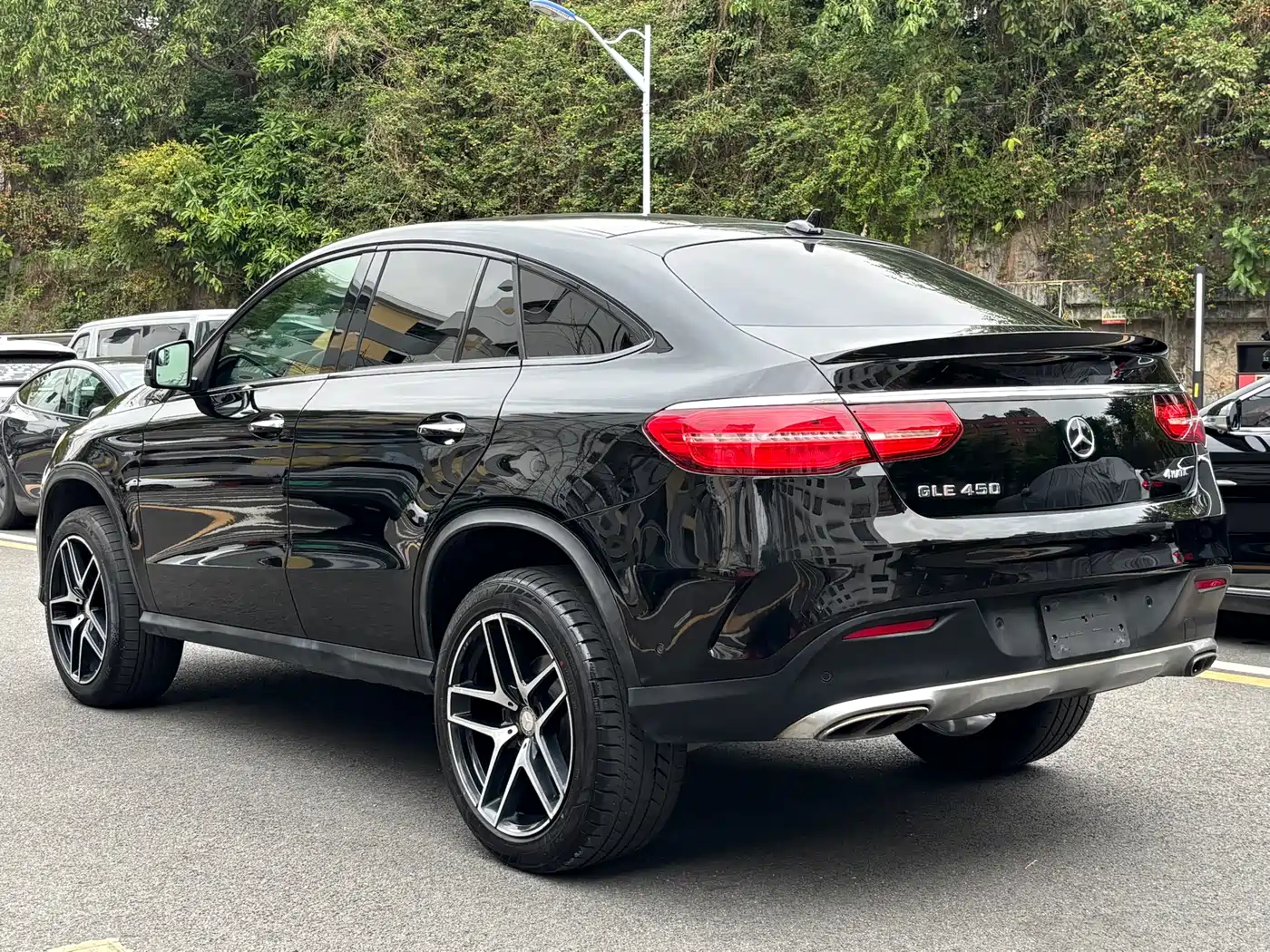 Mercedes-Benz GLE Coupe 2017 GLE 450 AMG 4MATIC Coupe SUV фото 6