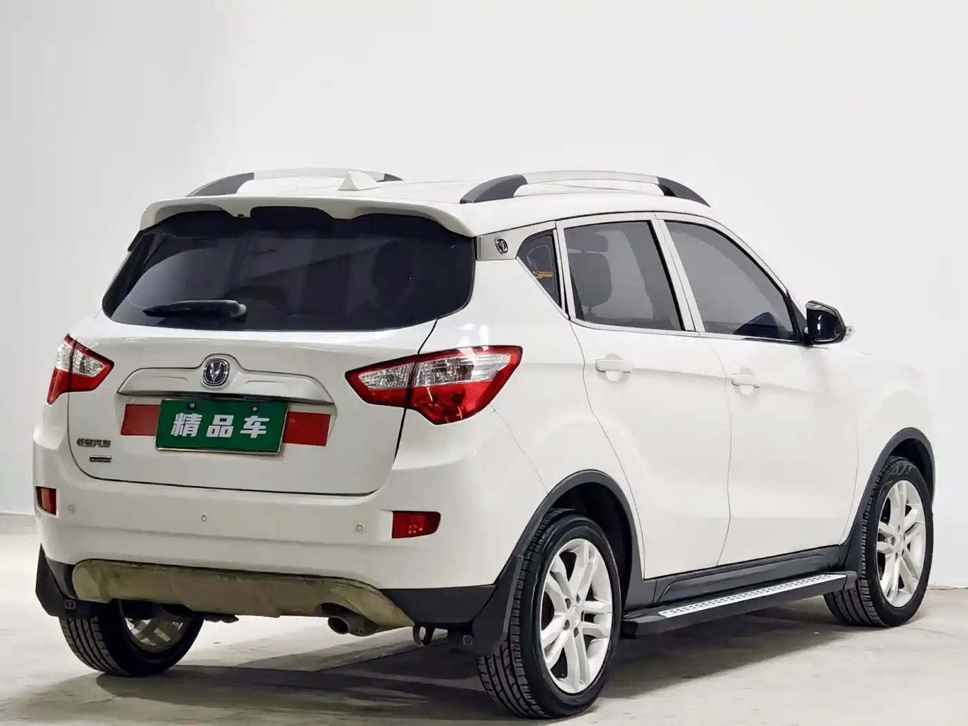 Фото 4 - Changan CS35