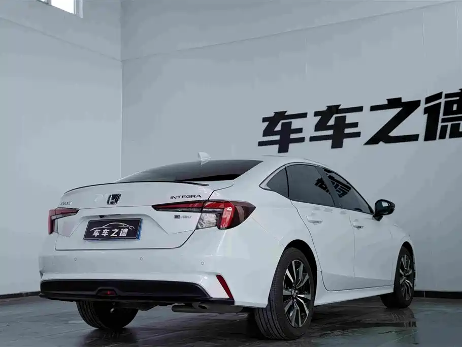 Фото 20 - Honda Integra