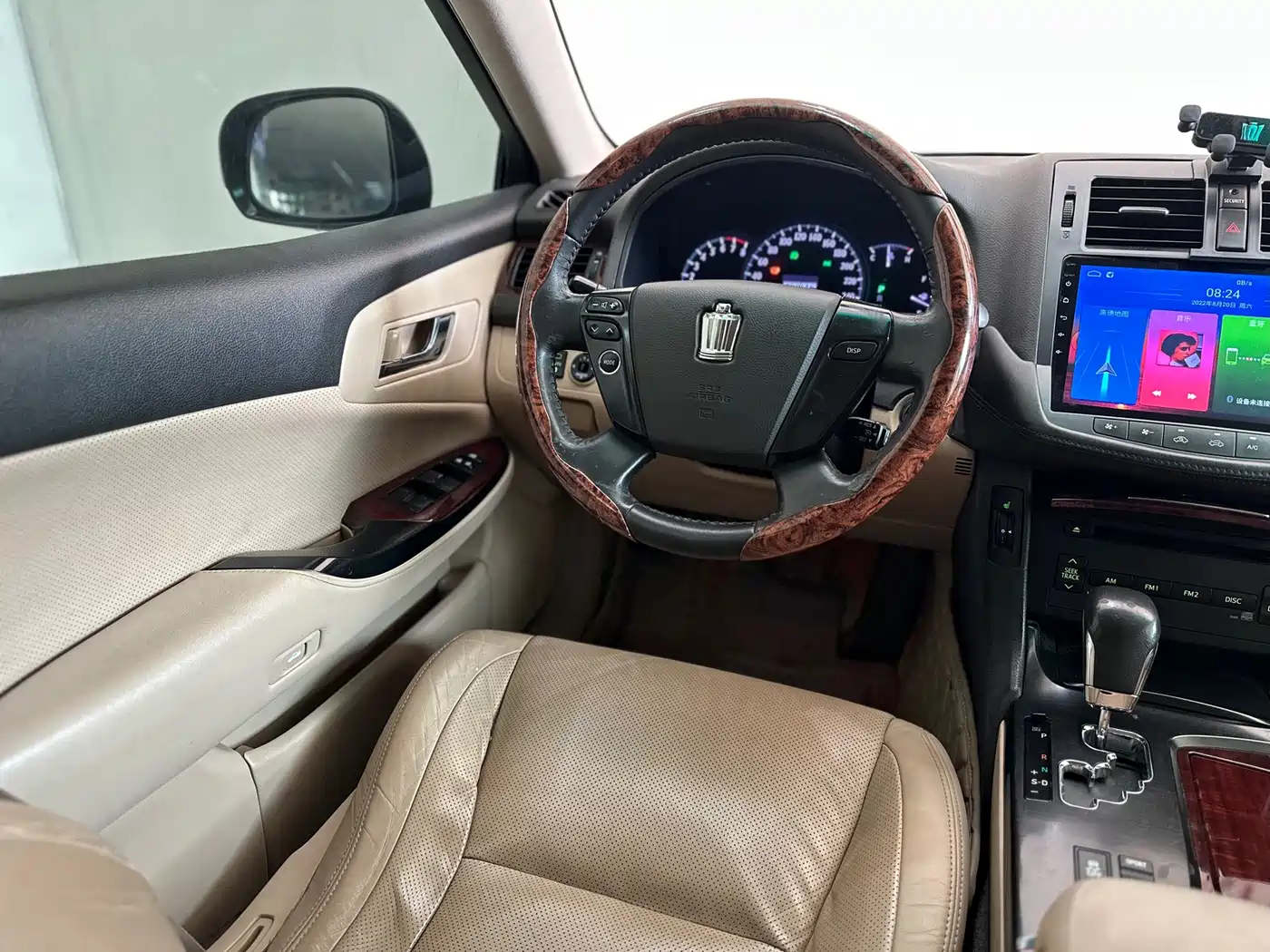 Toyota Crown 2010 2.5L Royal Leather Sunroof Navigation фото 10
