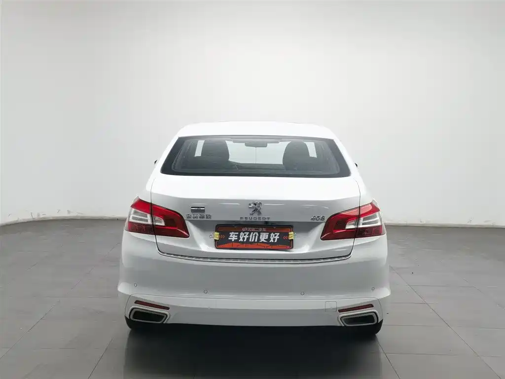 PEUGEOT 408
