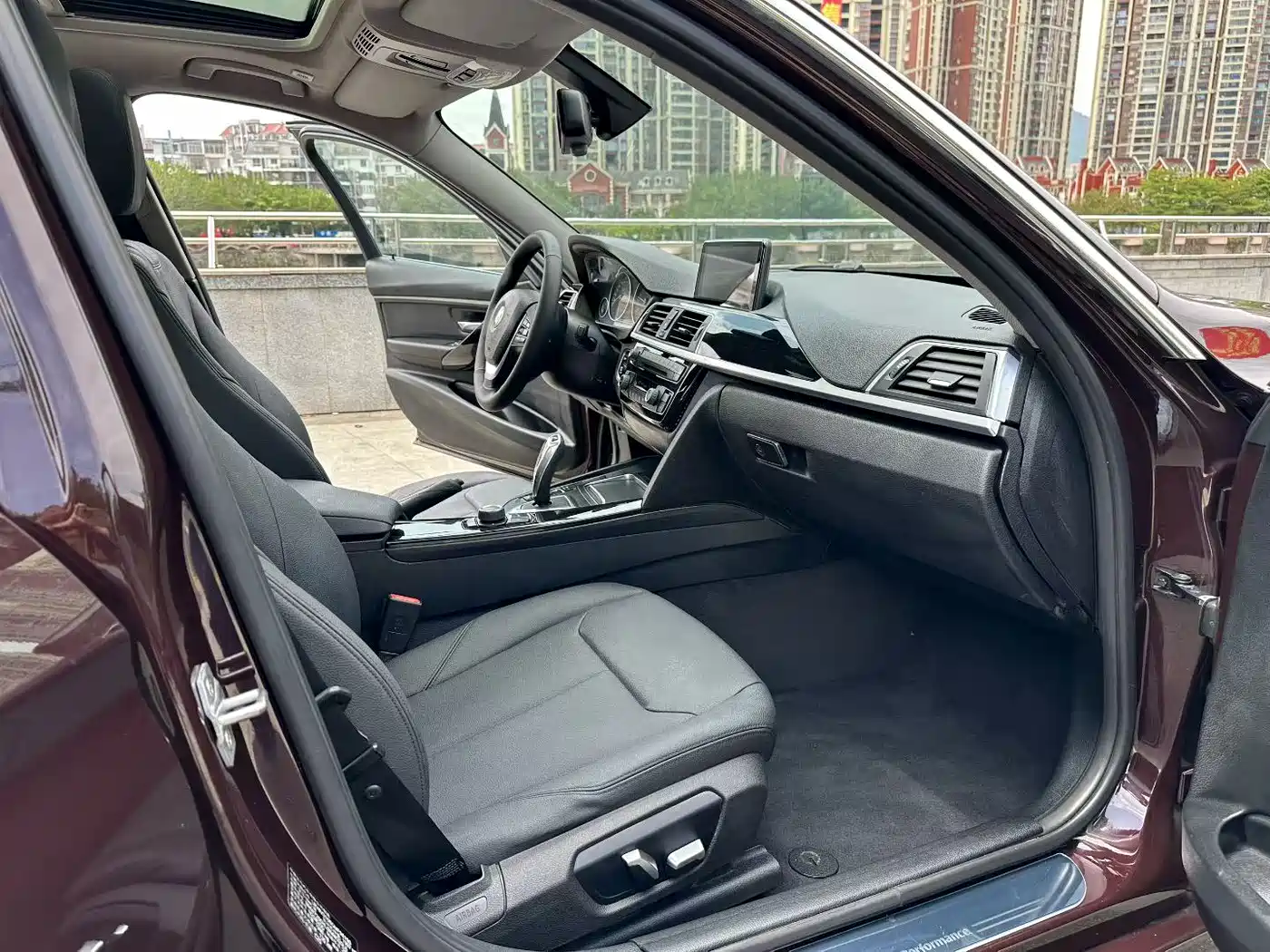 BMW 3 Series 2016 320Li Progressive фото 8