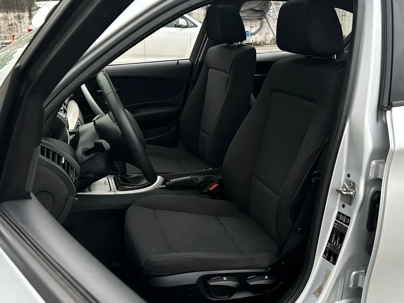 BMW 1 Series (Import) 2011 2010 120i Sport Limited Edition