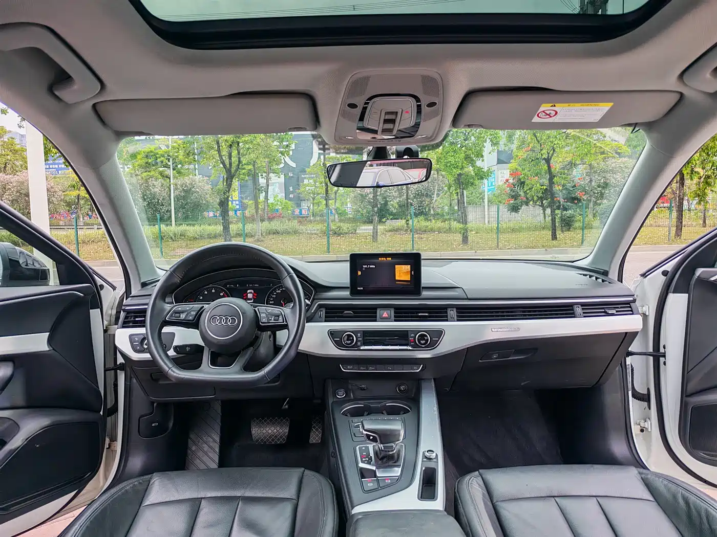 Audi A4L 2019 45 TFSI quattro Personality Sport (China V) фото 5