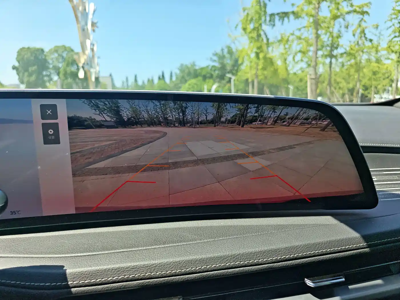 Cadillac XT4 2025 2024 28T 2WD Luxury