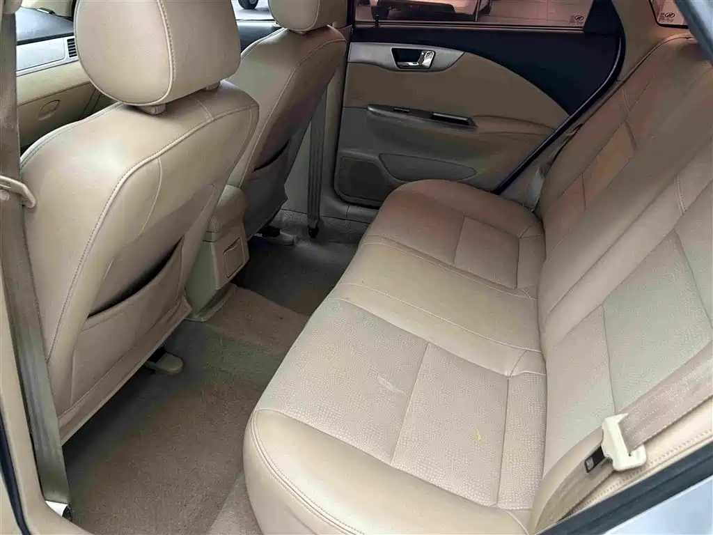 Фото 13 - Buick Excelle