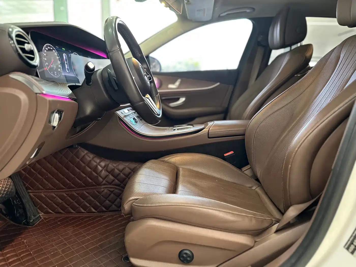 Mercedes-Benz E-Class 2020 E 260 L фото 7