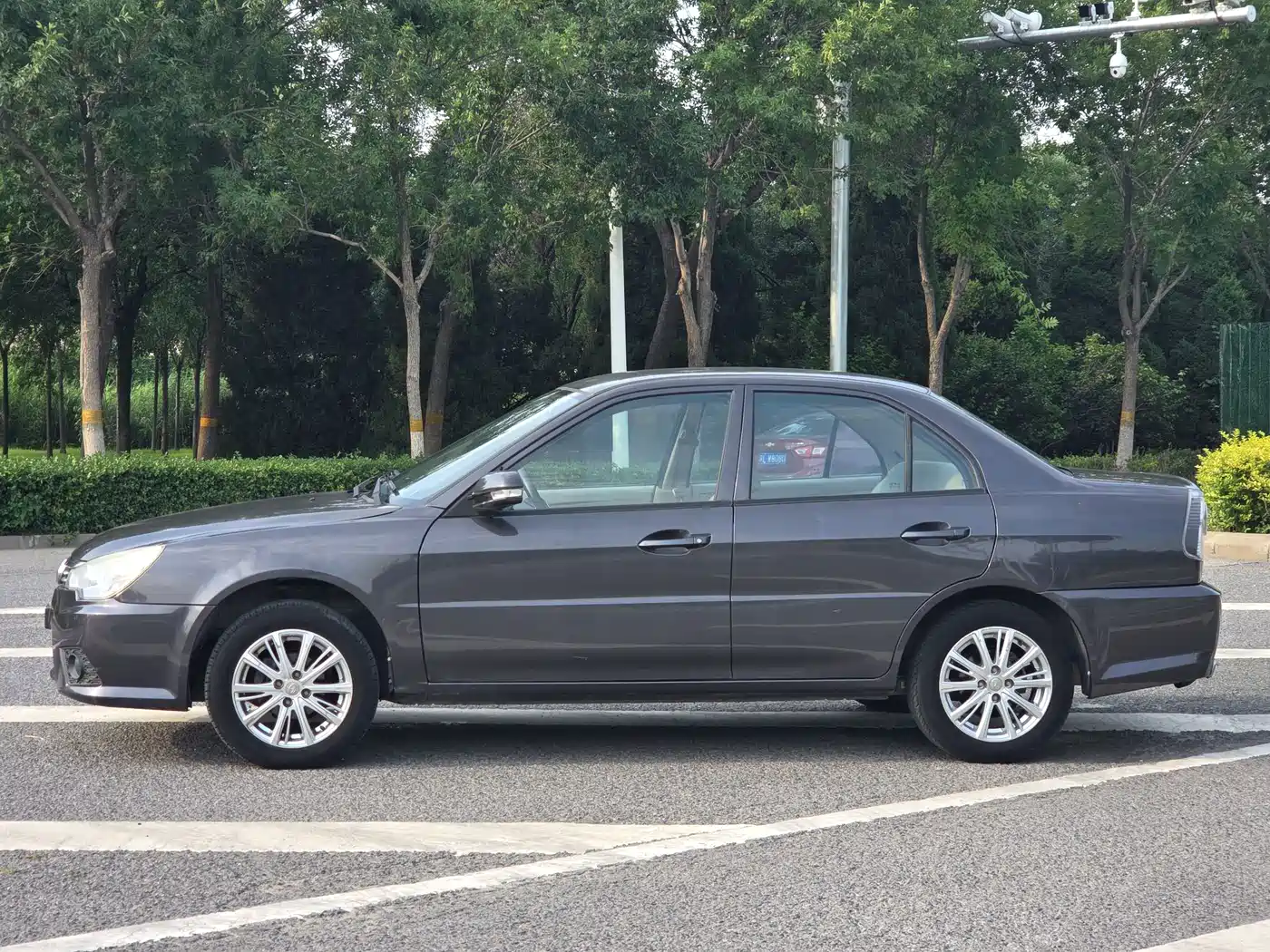 Soueast V3 Lingyue 2015 2015 1.5L Manual Elegance Edition
