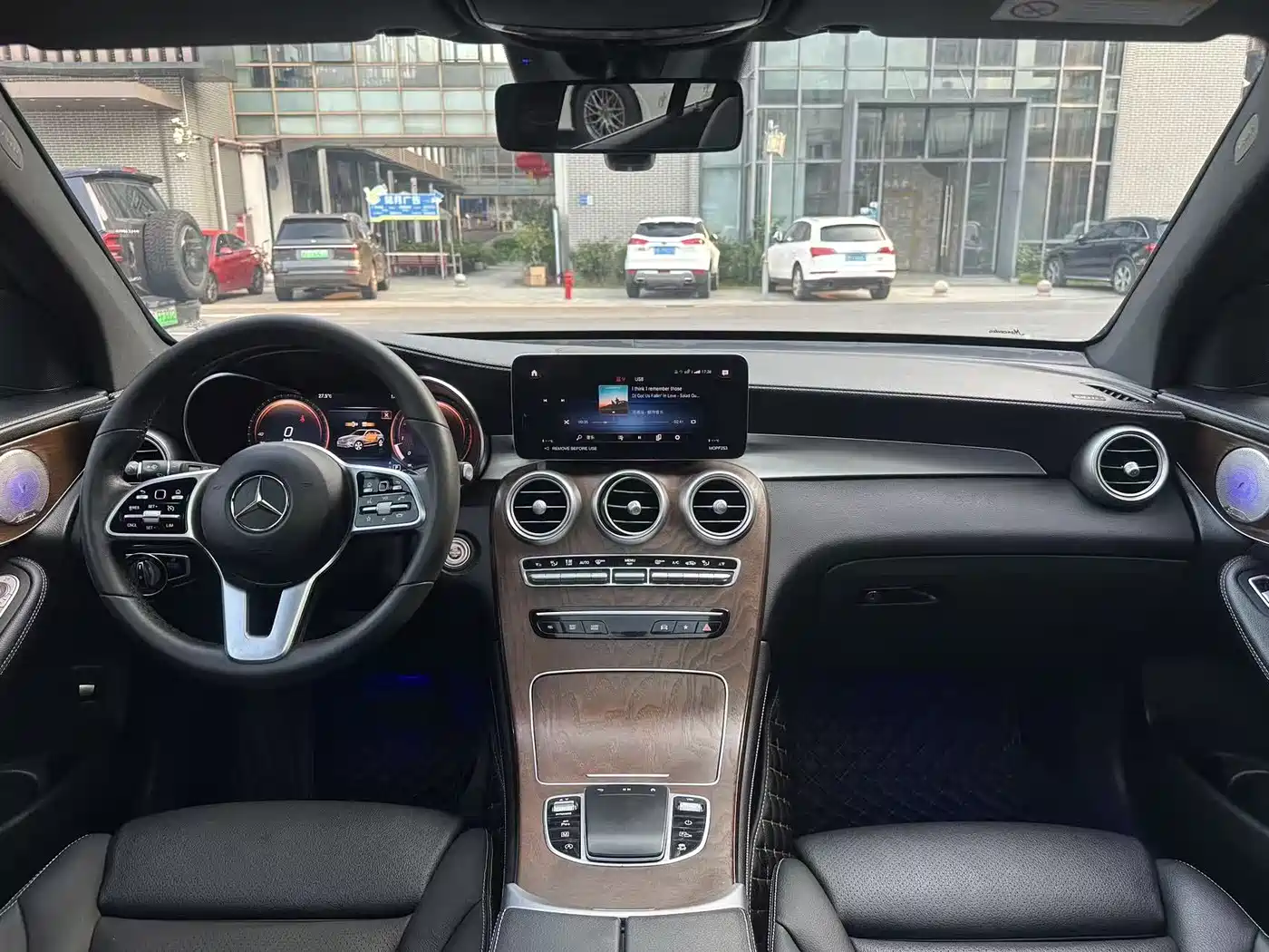 Mercedes-Benz GLC 2022 Model GLC 300 L 4MATIC Dynamic Edition фото 8