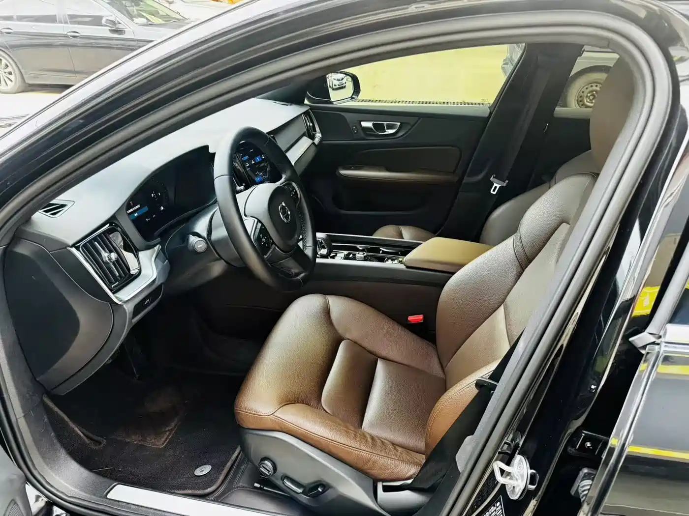 Volvo S60 2024 2024 B4 Elegance Luxury Edition