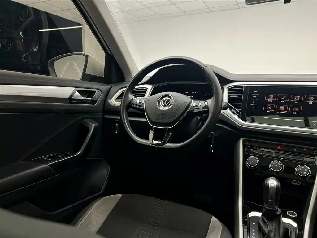 Volkswagen T-ROC 2021 Facelift 280TSI DSG 2WD Elite Smart Connect Edition фото 20