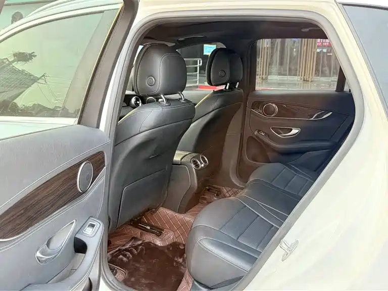 Mercedes-Benz GLC 2017 GLC 260 4MATIC Luxury фото 13