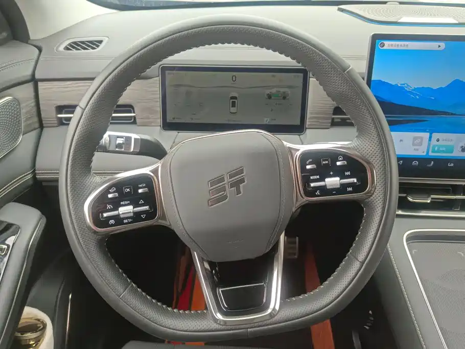 Jetour Shanhai L9 2025 2025 1.5TD 2DHT Luxury 6-Seater