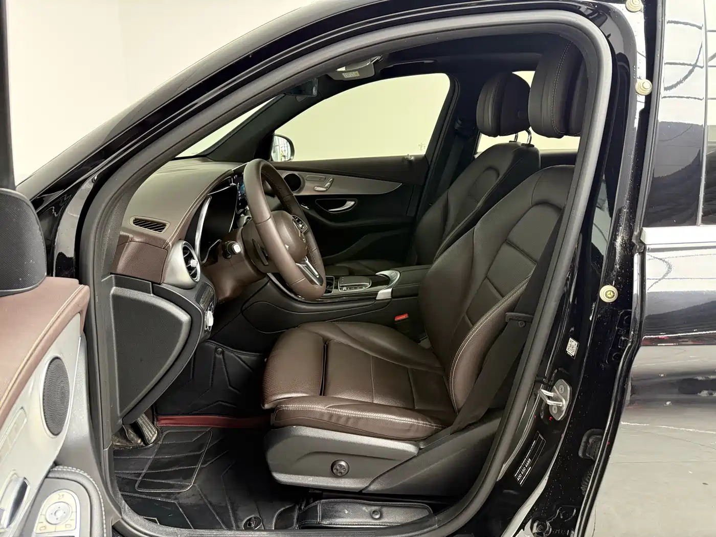 Mercedes-Benz GLC 2022 Facelift III GLC 260 L 4MATIC Dynamic фото 12