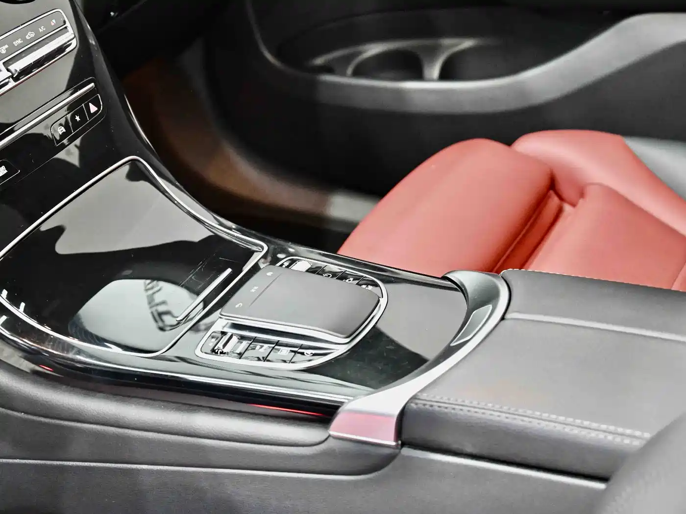 MERCEDES-BENZ GLC COUPE