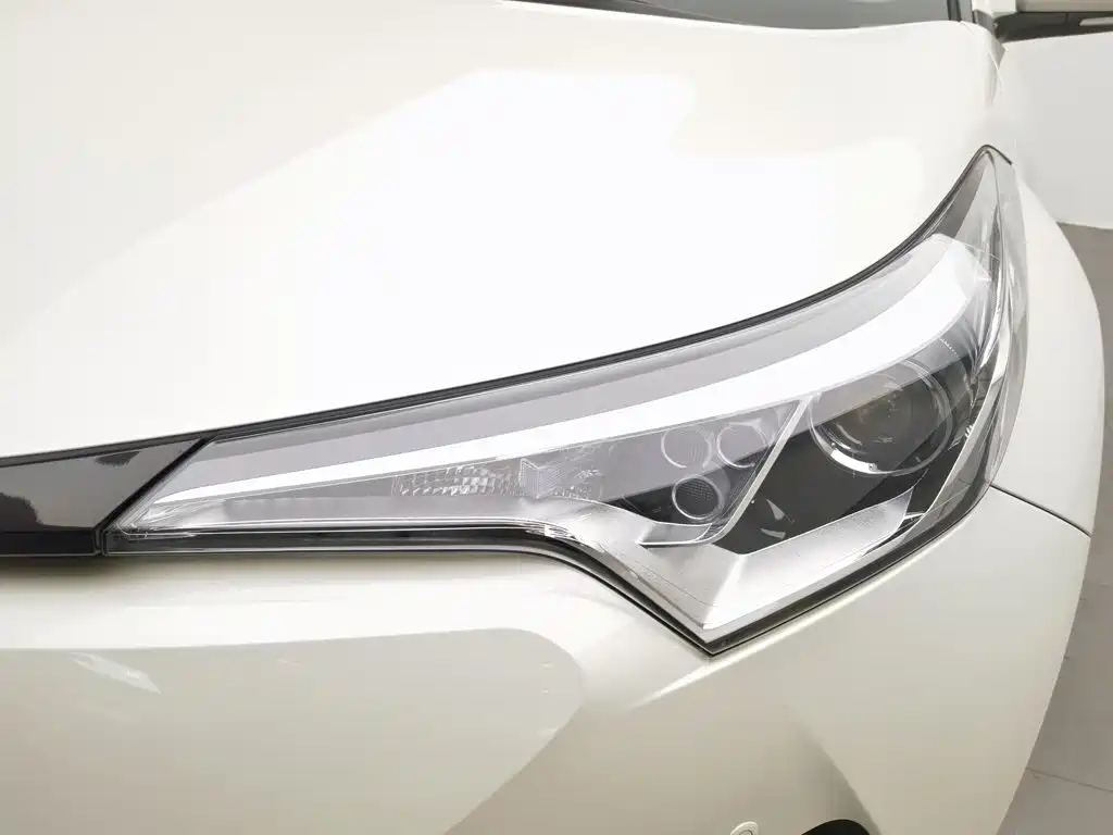 Toyota IZOA, миниатюра 7