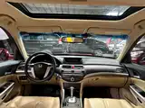Фото 15 - Honda Crosstour