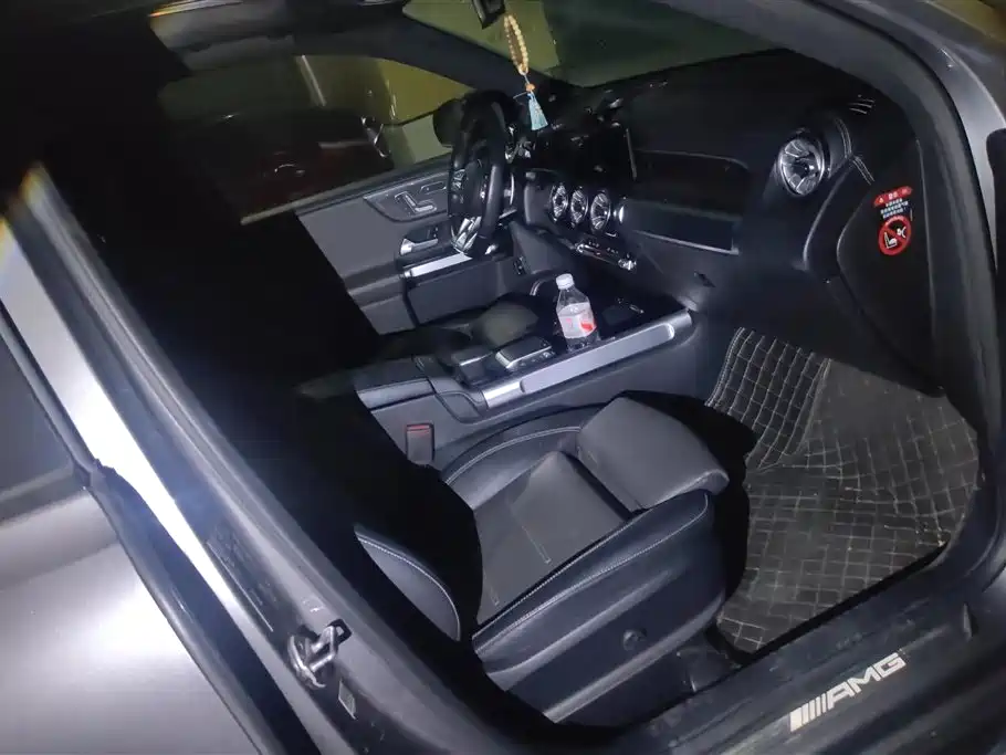 Mercedes-Benz GLB AMG 2021 AMG GLB 35 4MATIC фото 8