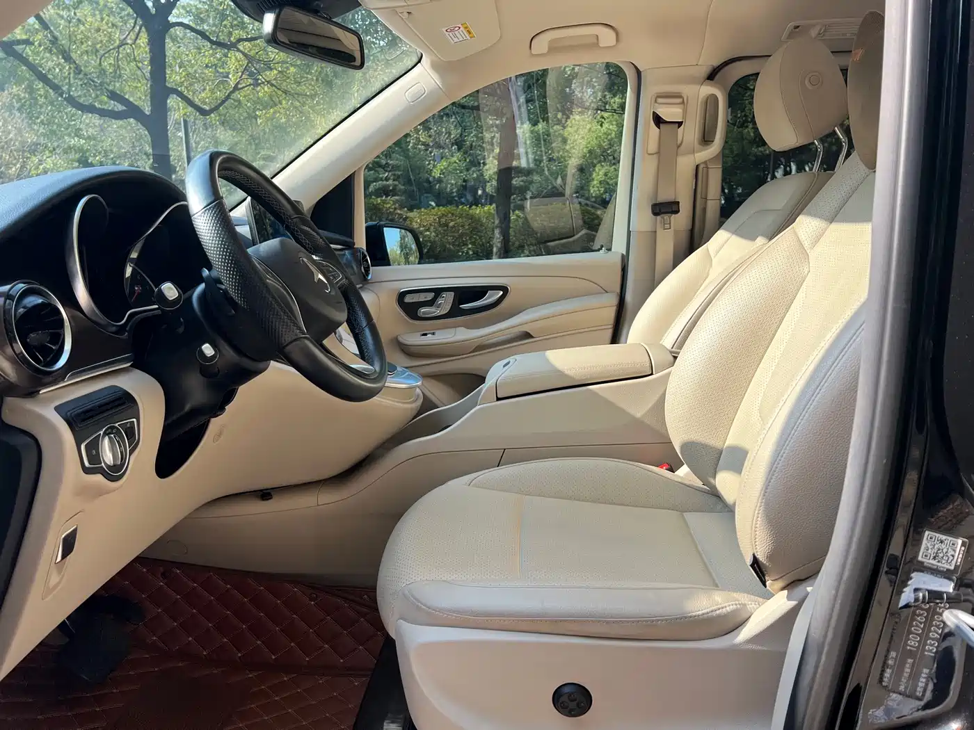 MERCEDES-BENZ V CLASS