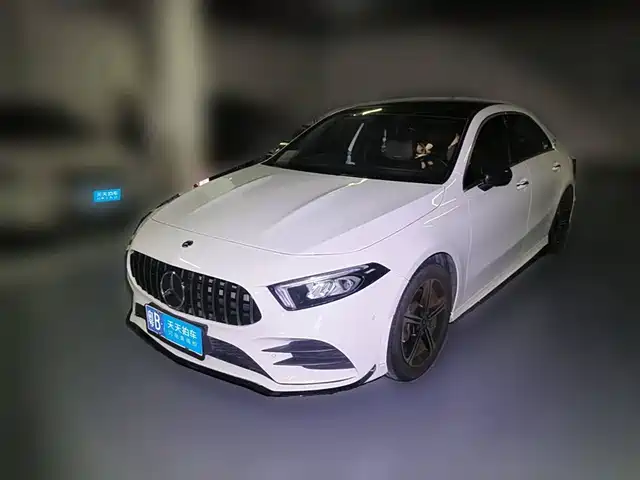 Mercedes-Benz A-Class 2022 Facelift II A 200 L Sport Sedan Fashion — фото 1