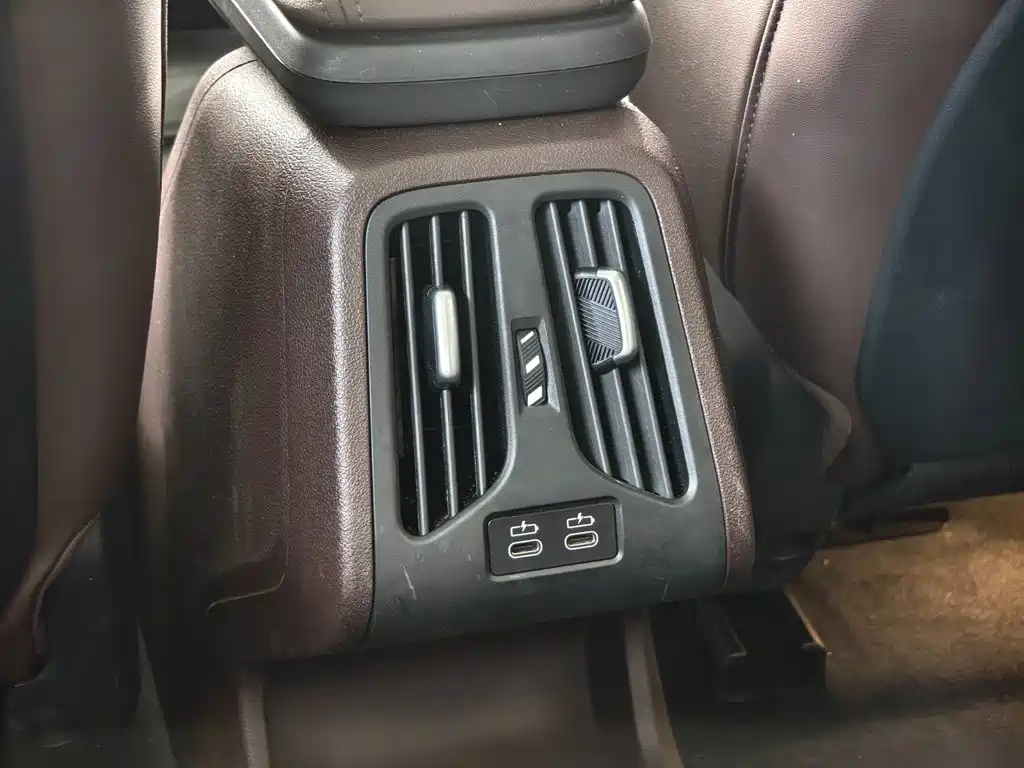 BMW iX1 2025 2025 eDrive25L X Design Package