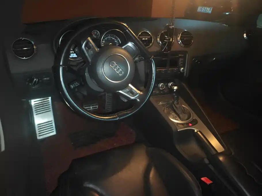Photo 12 - Audi TT