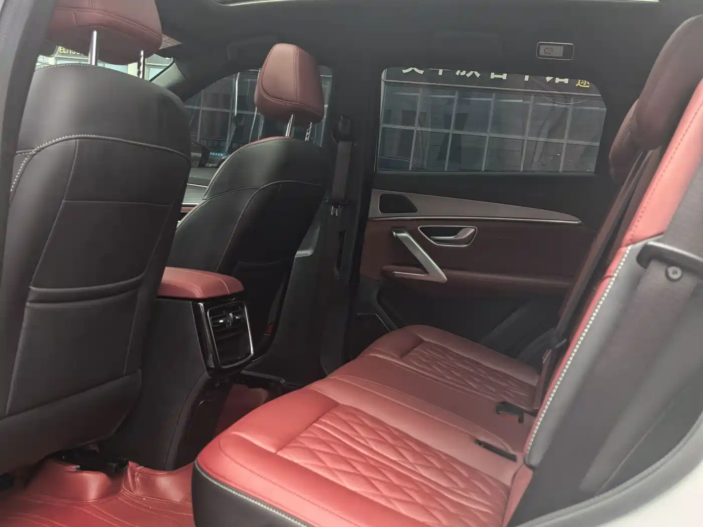 Jetour X70 PLUS 2025 2024 Champion Edition 1.5T DCT Champion PRO 7-seater