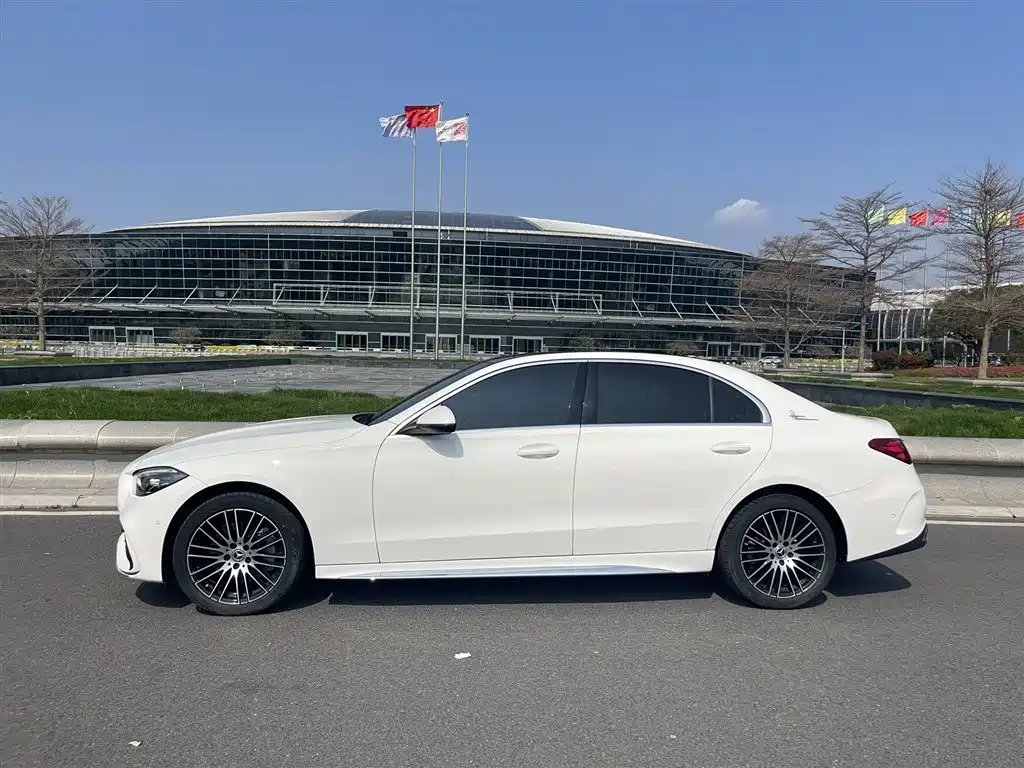 Mercedes-Benz C-Class 2022 Facelift C 260 L Sport фото 7