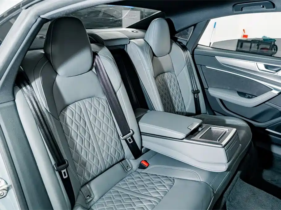 Audi A7L 2026 2024 55 TFSI quattro Flagship