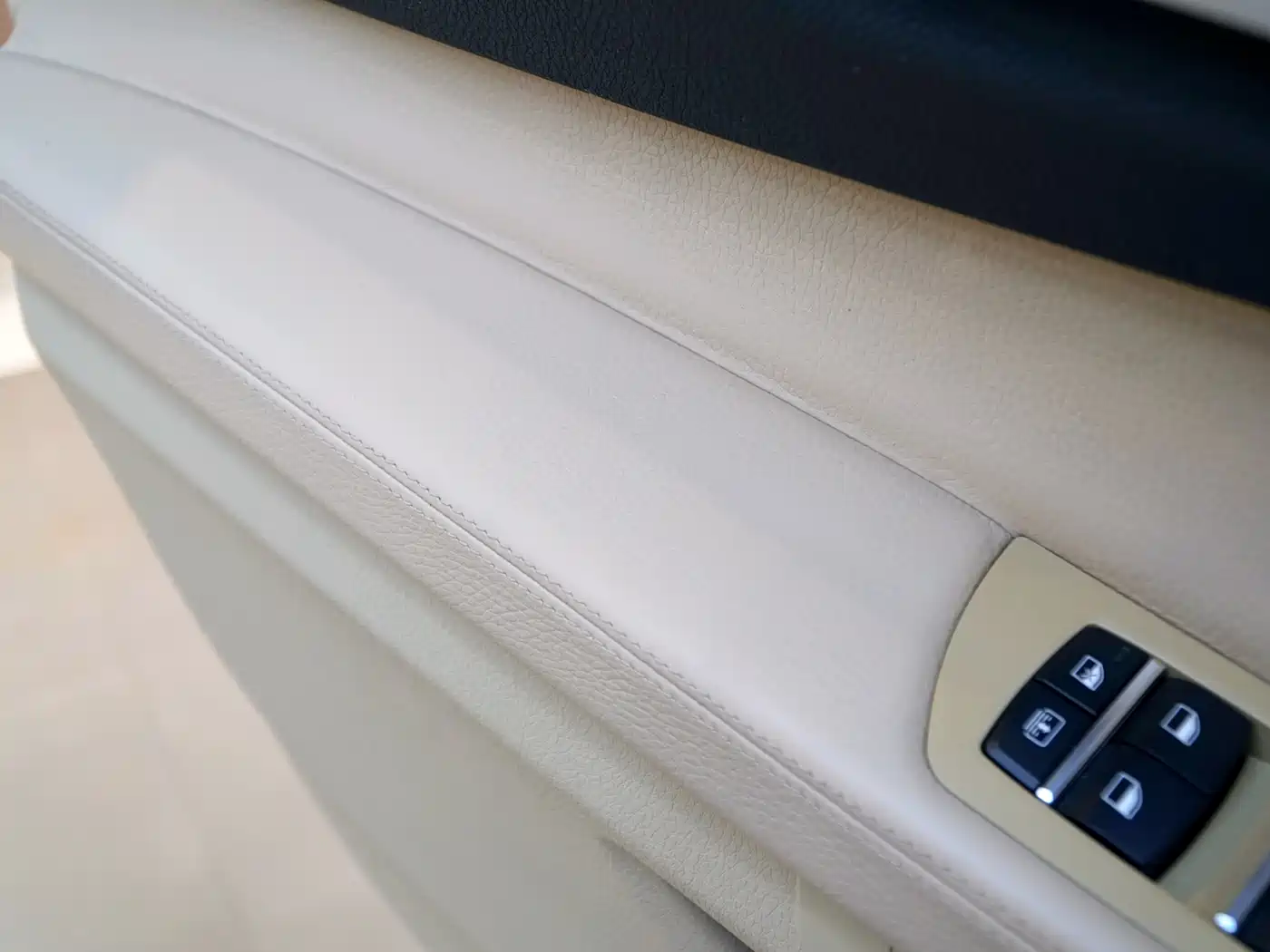 BMW 7 Series 2010 4.4T Hybrid фото 12