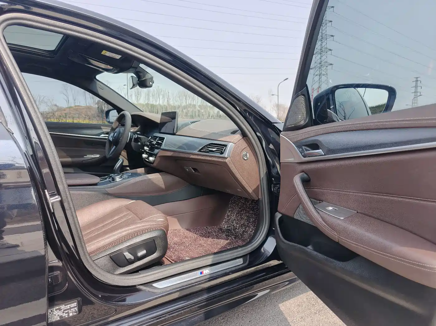 BMW 5 Series 2023 530Li Leading M Sport Package фото 8