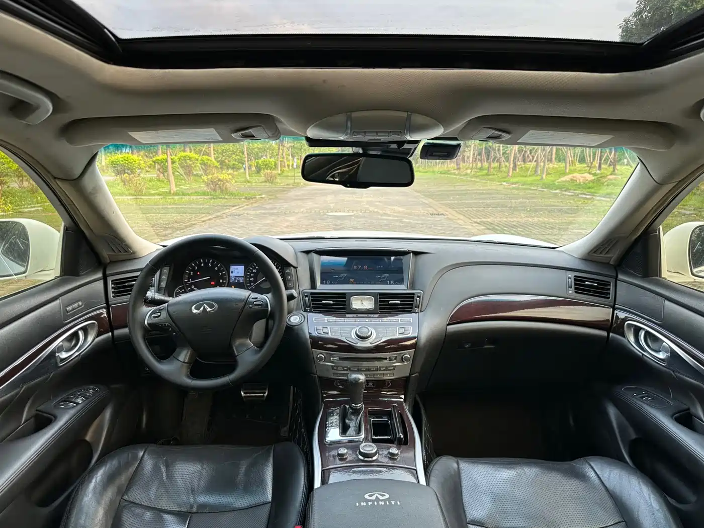 Infiniti M Series 2012 2012 M25L Elegance Edition