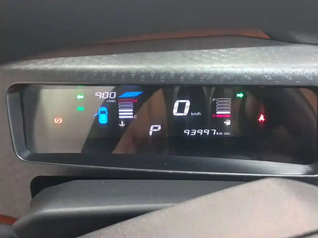 Geely Yuanjing X1 2019 2017 1.3L Auto Fun Edition