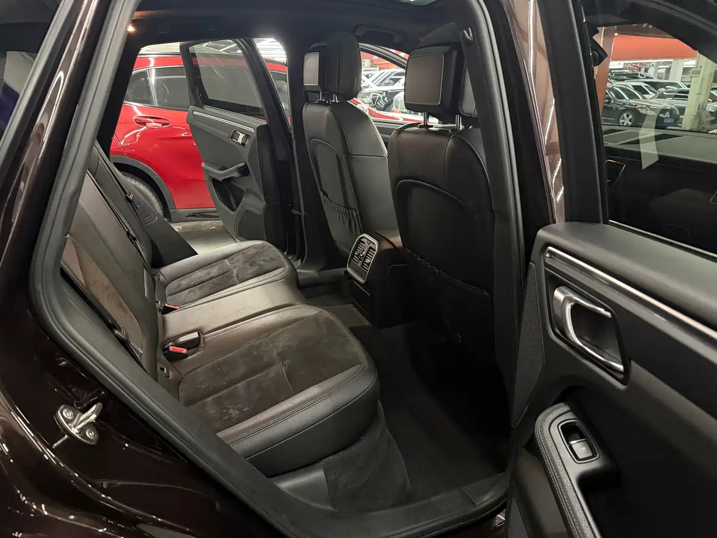 Porsche Macan 2016 Macan 2.0T фото 7