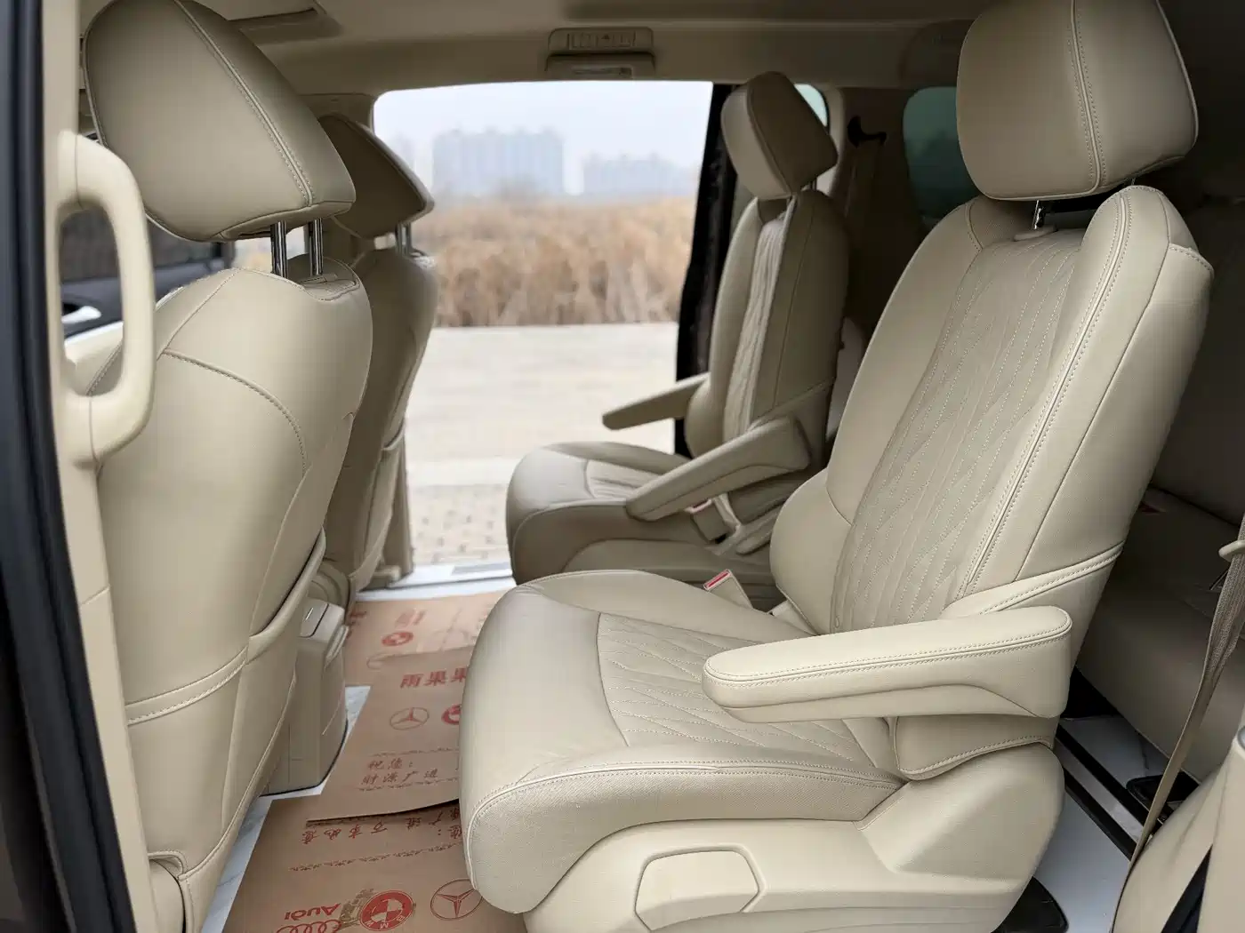 Buick GL8 2023 Land Business Class 652T Luxury фото 12