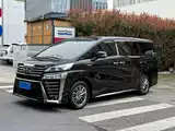 Фото 1 - Toyota Vellfire