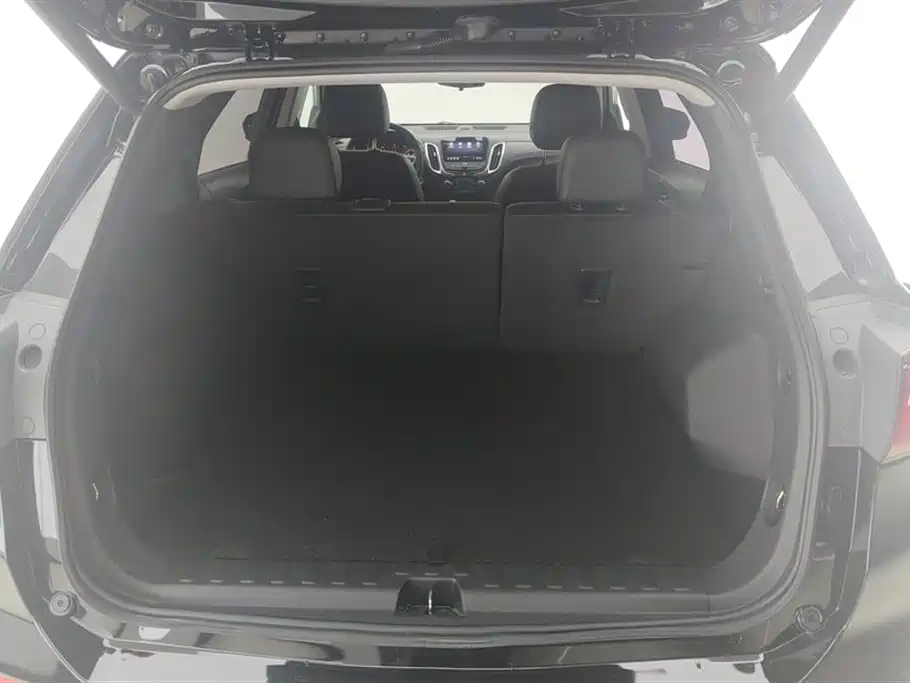 Chevrolet Equinox 2019 Redline 550T Automatic AWD Explorer RS Edition (China V) фото 4
