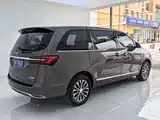 Фото 4 - Buick GL8
