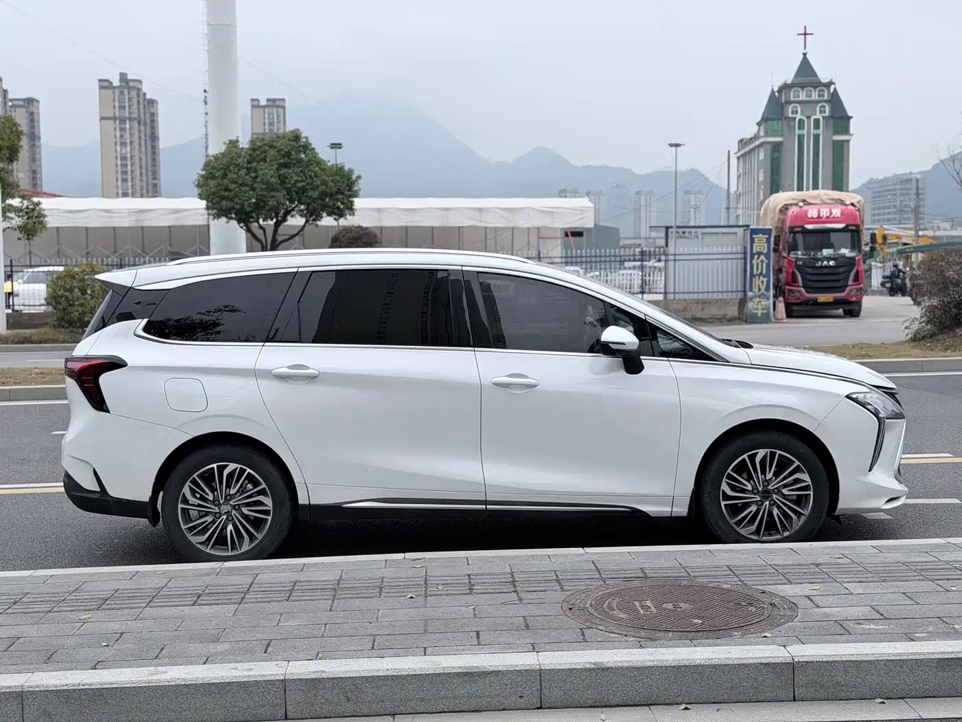 DONGFENG POPULAR YACHTS