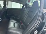 Photo 19 - Tesla Model 3