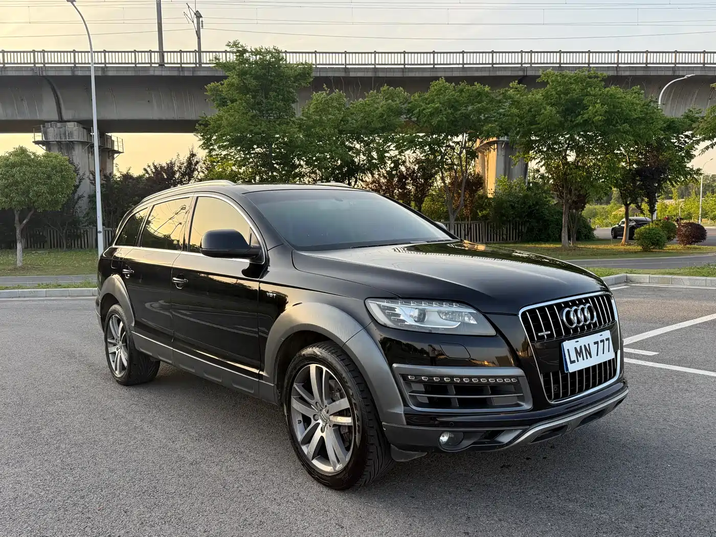 Audi Q7 2015 40 TFSI Classic Edition фото 3