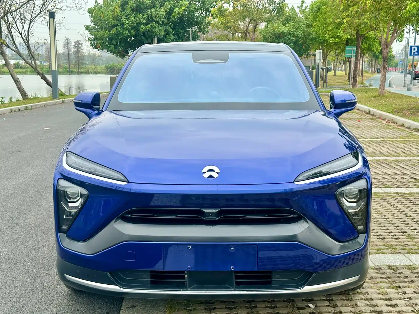 NIO NIO EC6