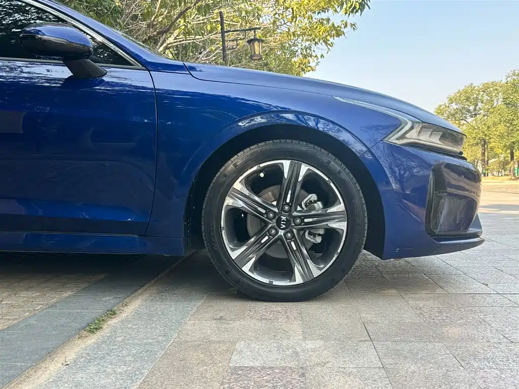 Kia K5 2020 270T CVVD Luxury Edition фото 6