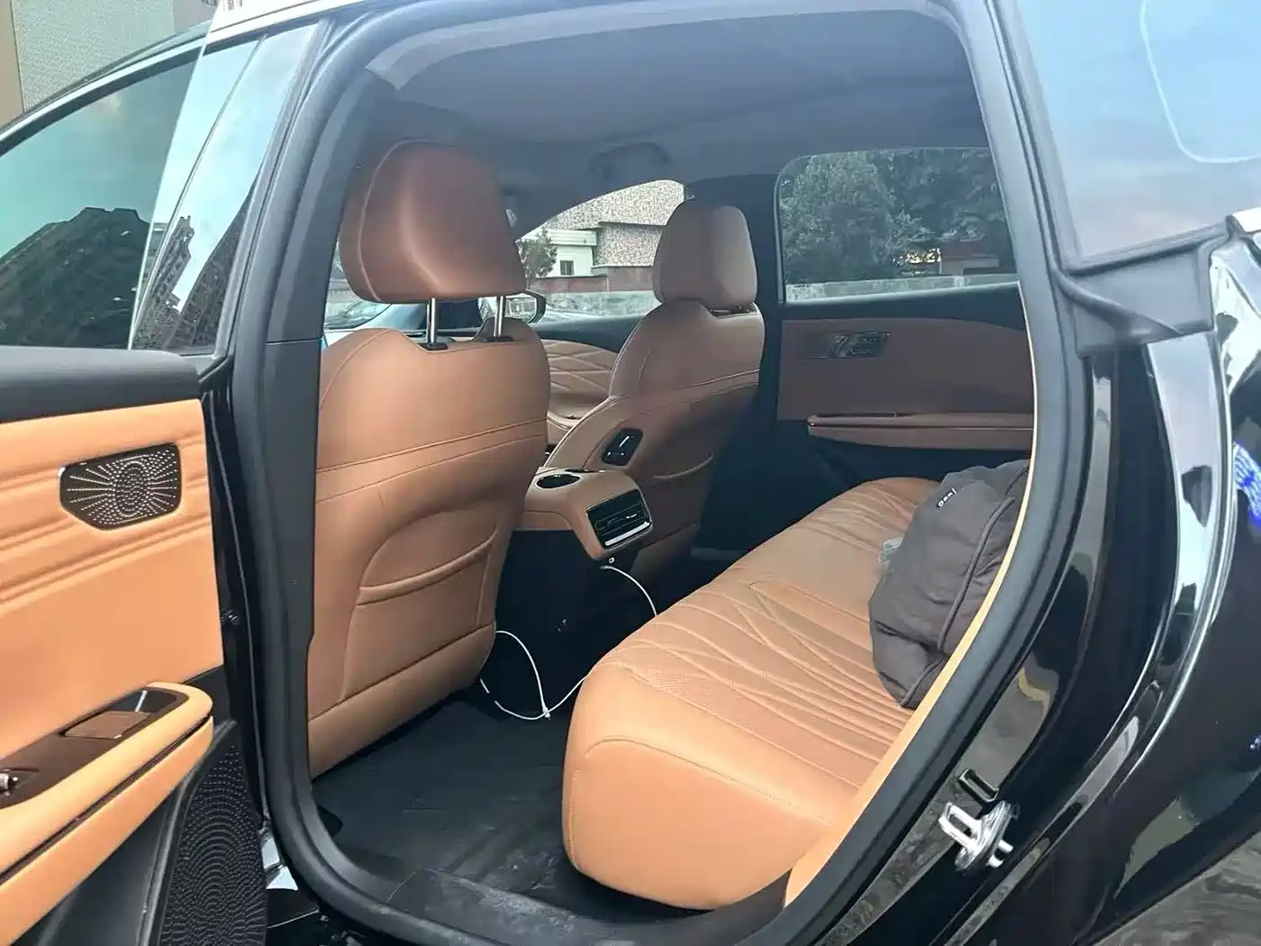 Geely Galaxy Galaxy Xingyao 8 2025 2025 130km EM-i Premium Edition