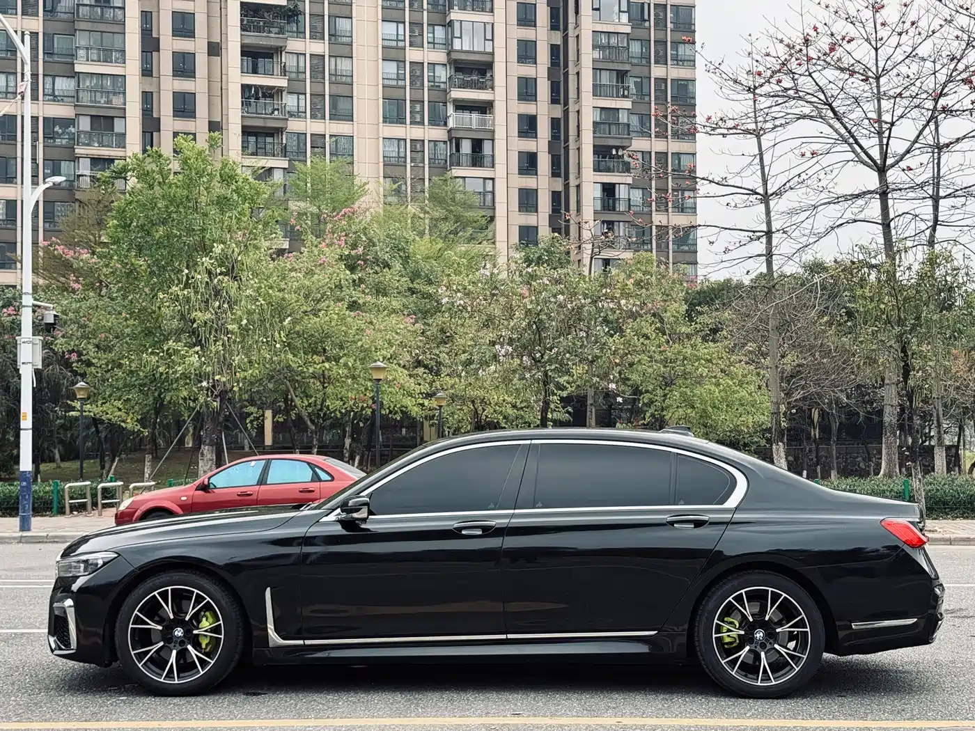BMW 7 Series 2018 730Li Leading Type M Sport Package фото 8