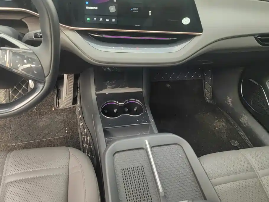 Hongqi EH7 2024 2024 Model 820 Pro